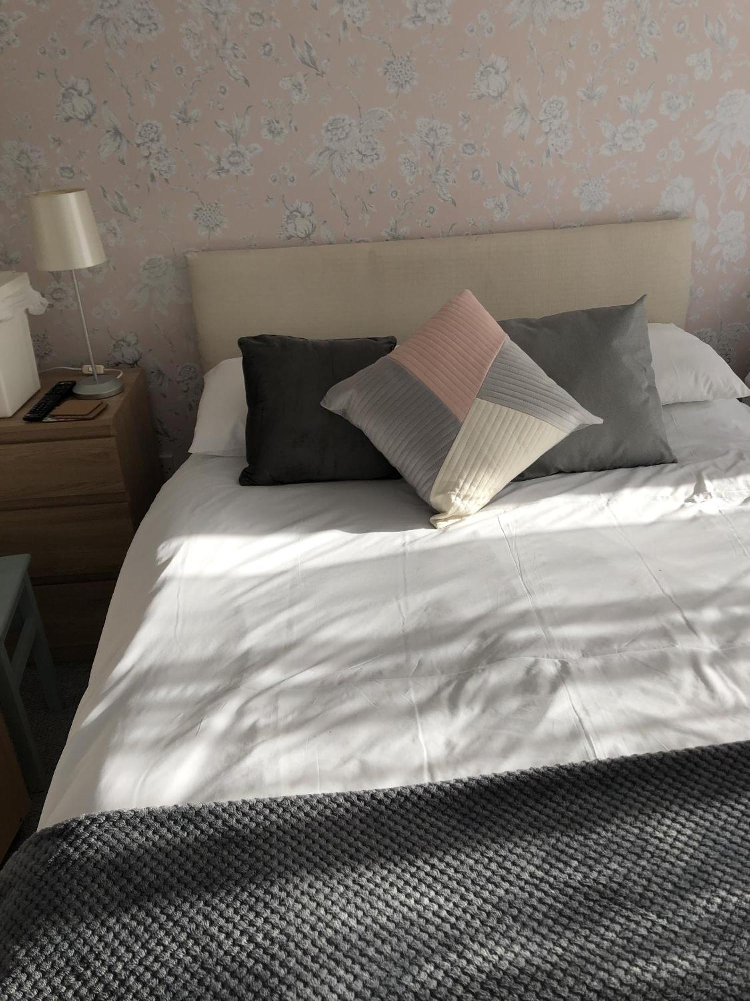 Basingstoke En Suite Room In Garden Annex Εξωτερικό φωτογραφία