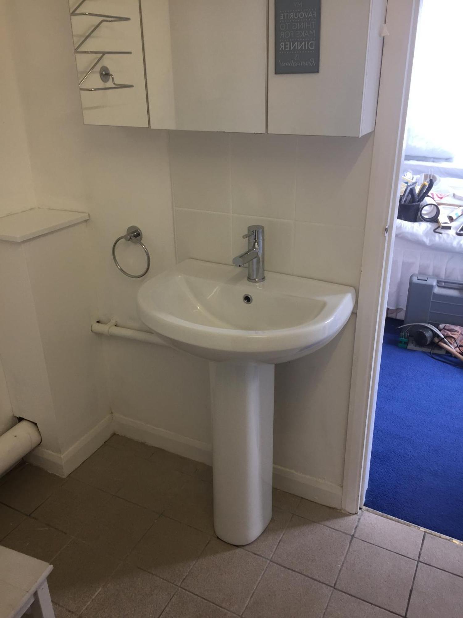 Basingstoke En Suite Room In Garden Annex Δωμάτιο φωτογραφία